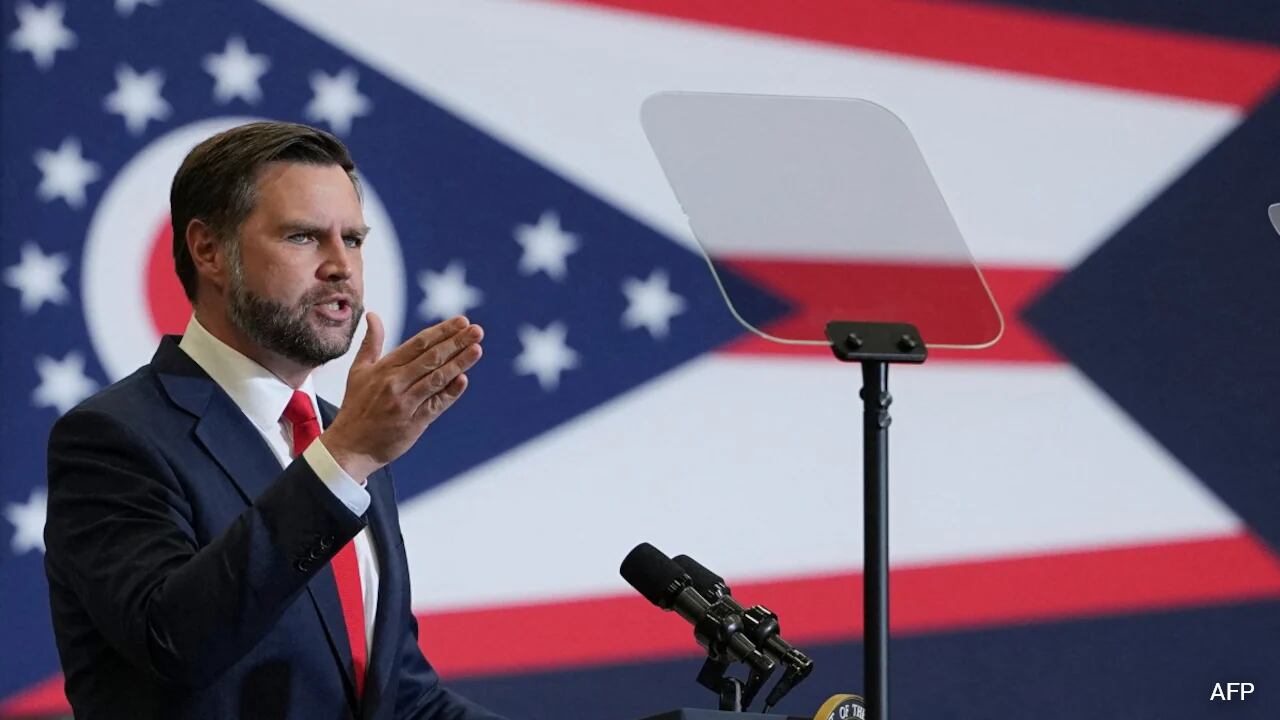 JD Vance "Disgusted" By Republicans Over Vivek Ramaswamy's Controversial Ad